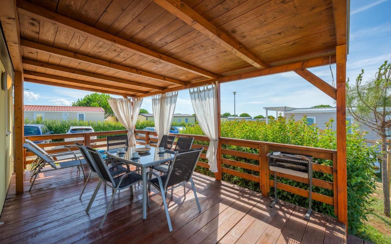 TourIstra Mobile Homes in Camping Park Umago Esterno foto